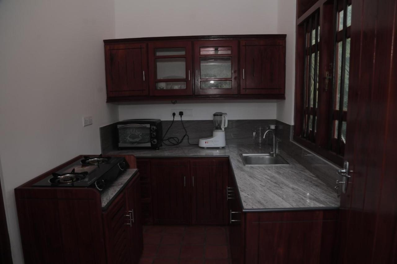 Kirala Villa Mihiripenne Kamer foto