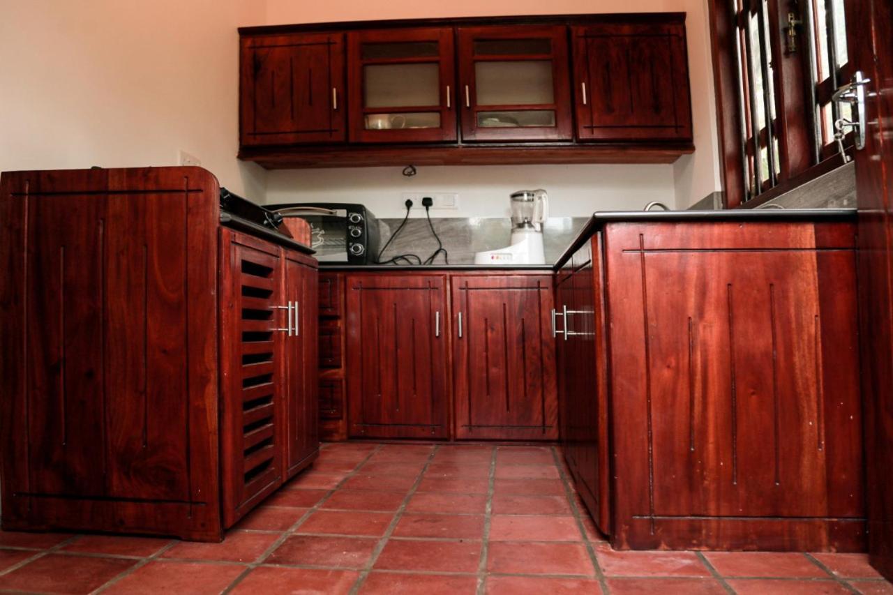 Kirala Villa Mihiripenne Kamer foto