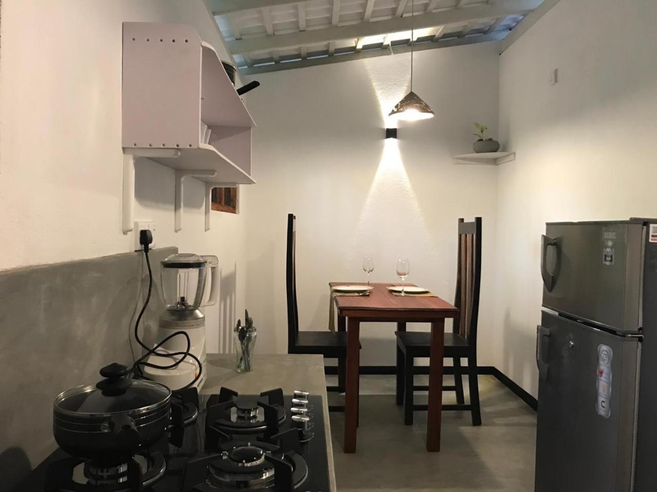 Kirala Villa Mihiripenne Kamer foto